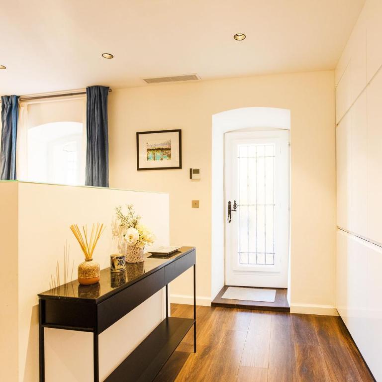 LE MAY AP4338 By Riviera Holiday Homes - Appartement 2 Chambres - 9