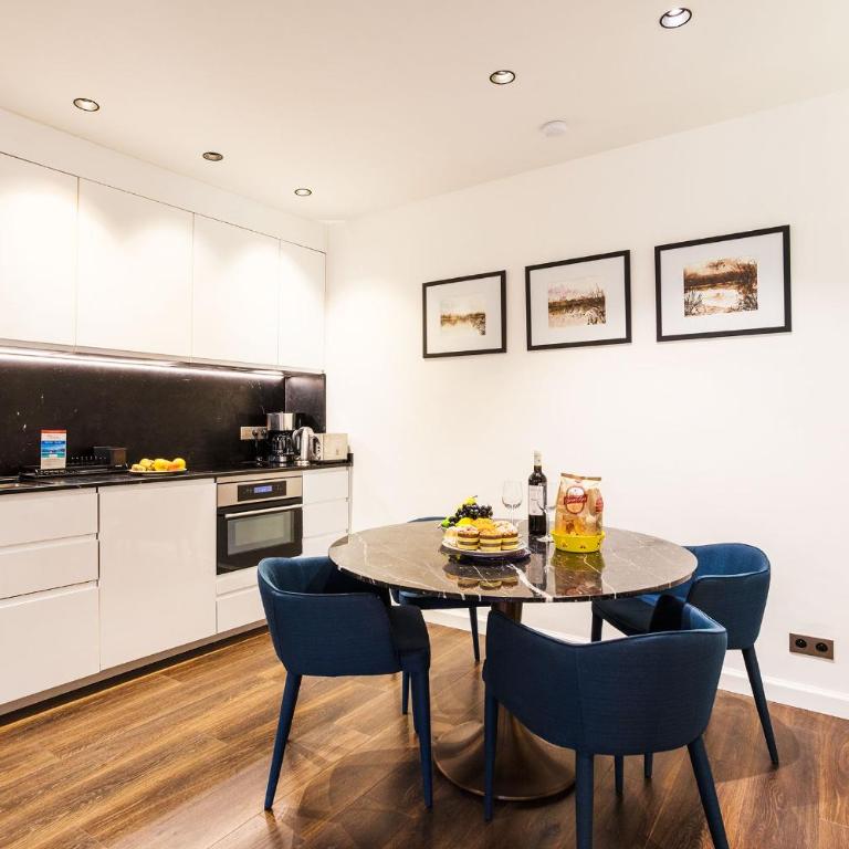 LE MAY AP4338 By Riviera Holiday Homes - Appartement 2 Chambres - 4