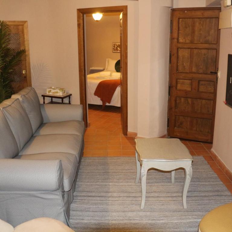 Apartamentos Coliseo - Living Toledo - Apartamento con balcón - 30