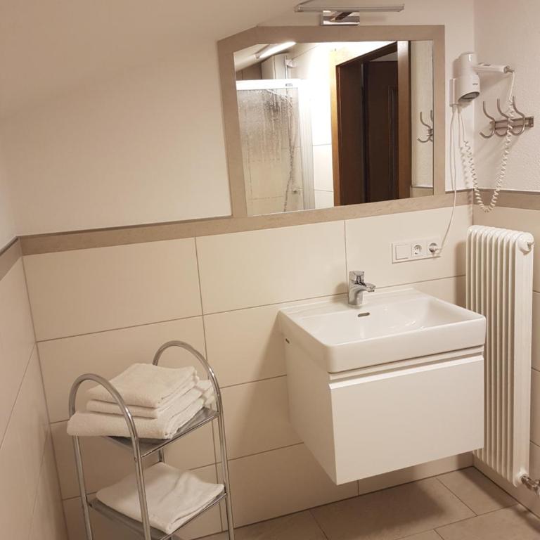 Apartments Spiegl Holzmann - Apartment mit 2 Schlafzimmern - 9