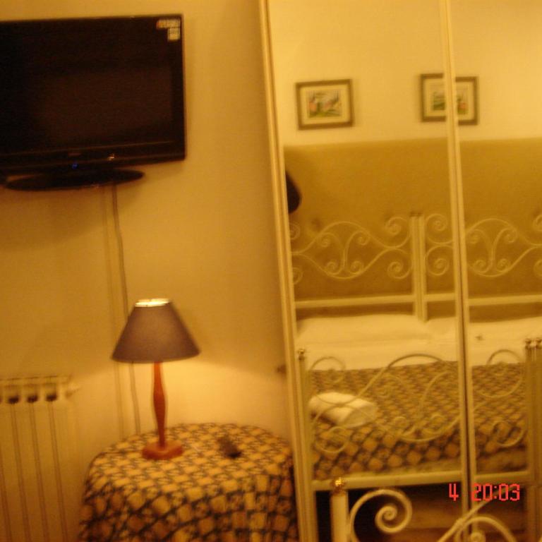 Casa Maya Souvenir - Camera Matrimoniale con Bagno Privato - 10