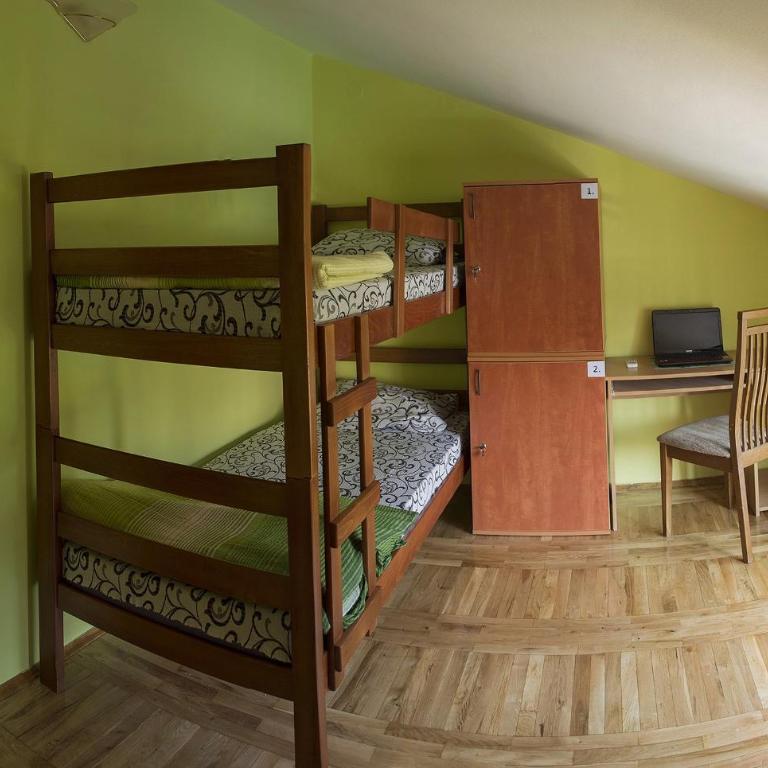 Explorer Podgorica - Bed in 4-Bed Dormitory Room - 4