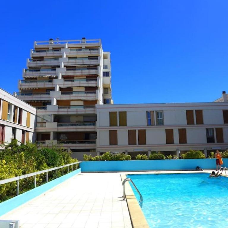 Le Chéops * Piscine * Plage à 5 minutes * 3 chambres - Apartamento con terraza - 16