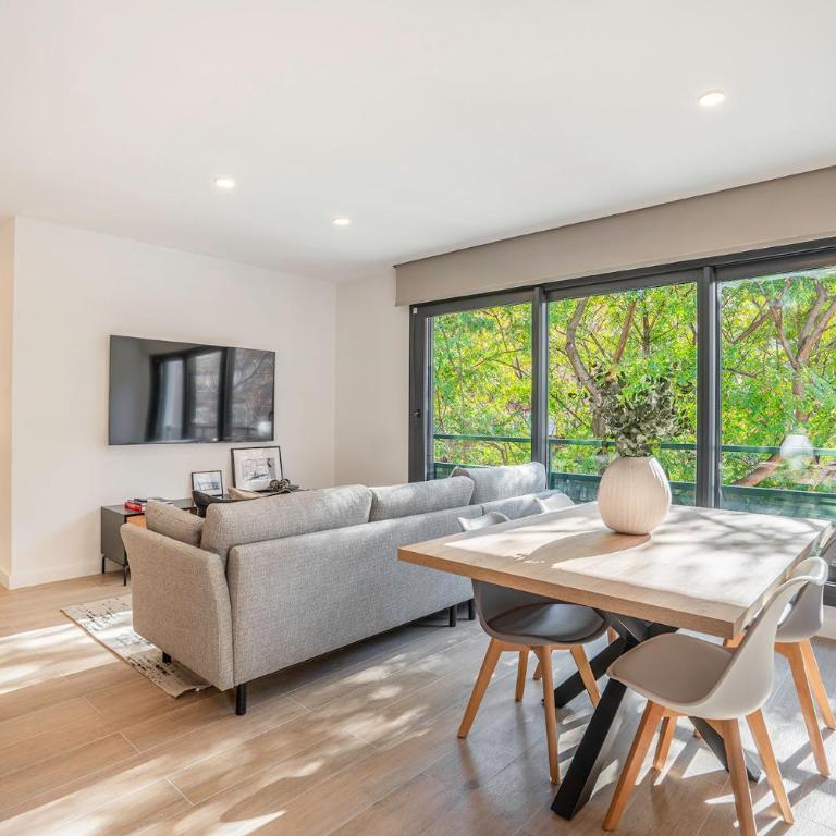 ApartsNouBcn Equador Les Corts - Two-Bedroom Apartment - 6