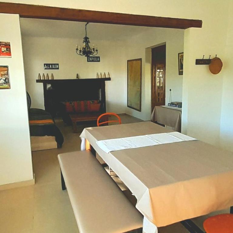 Casa de campo en Zapiola , Lobos, Buenos Aires. - Vacation Home - 12