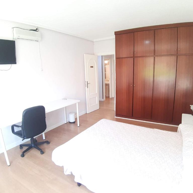 Apartamento Obispo Frutos - Three-Bedroom Standard Apartment - 22