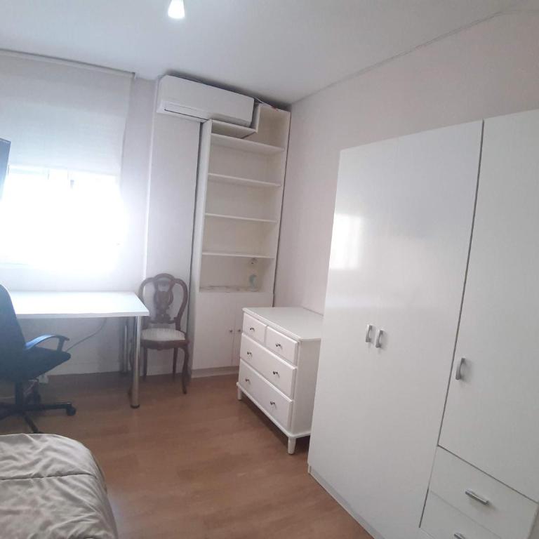 Apartamento Obispo Frutos - Three-Bedroom Standard Apartment - 43