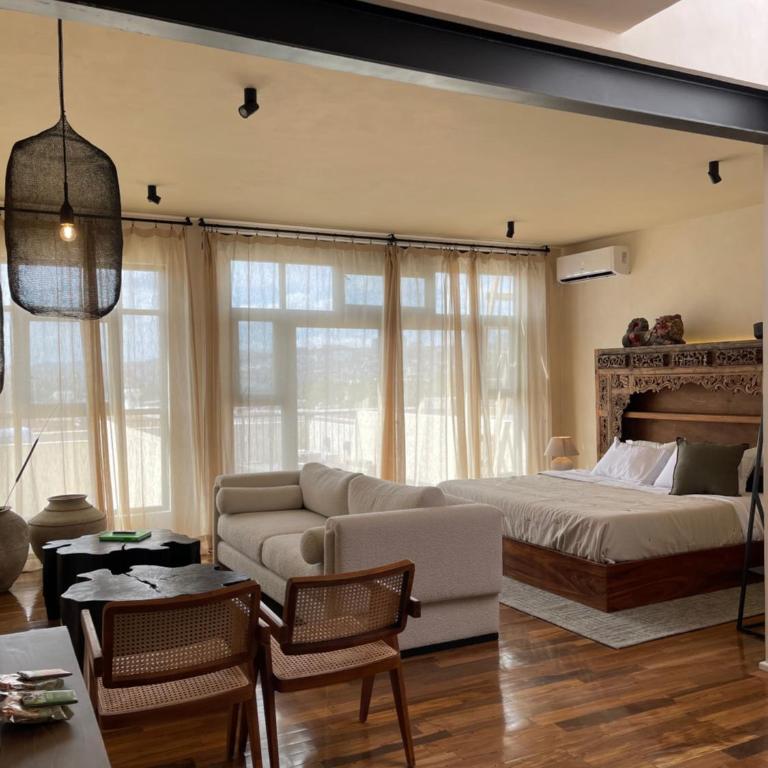 Casa Realm - Deluxe Double Room with Balcony - 1
