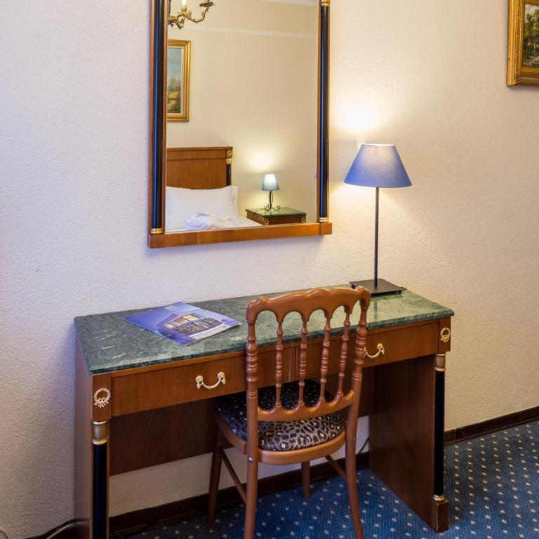 Hotel Diplomate - Superior Single Room - 3