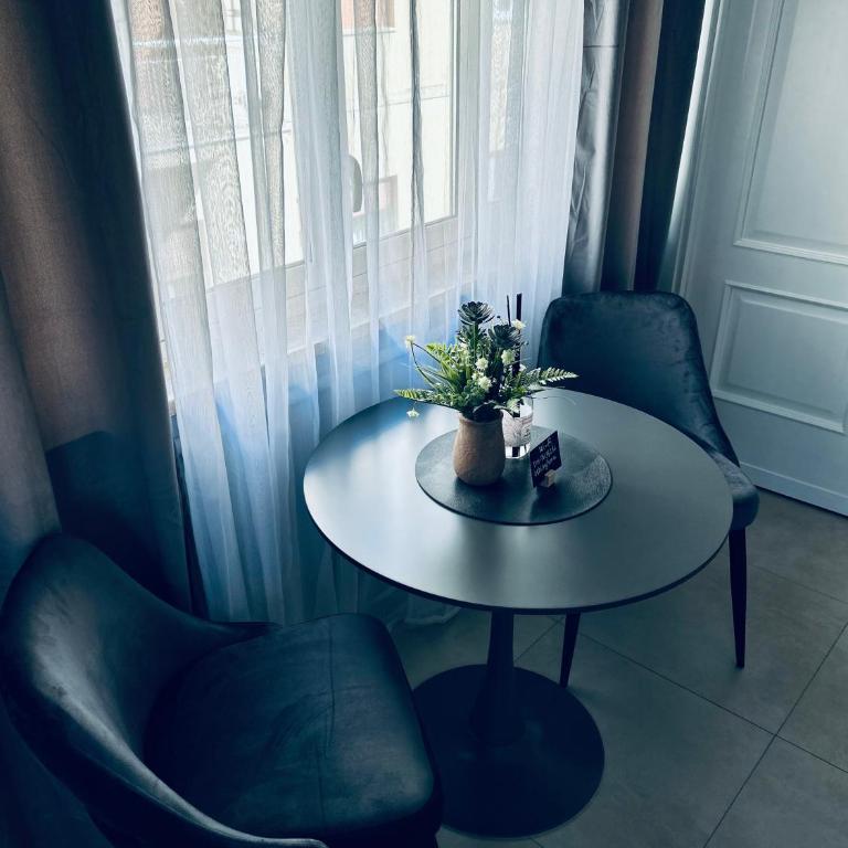 B&B Ungheria Ottantaquattro - Camera Matrimoniale con Bagno Privato - 7
