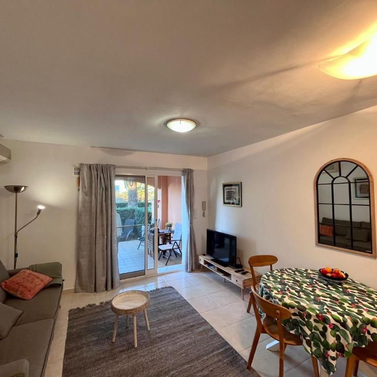 Bello apartamento con piscina a un paso del centro - Apartamento de 1 dormitorio - 4