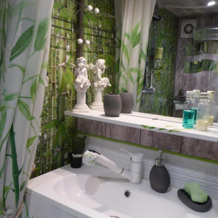 NOUVEAU ! Chambre d'Hôte Insolite PRIVEE " CŒURS DE PIRATES à BALI EN PROVENCE" SPA SAUNA MASSAGES dans cadre EXOTIQUE d'Aménagements EXTÉRIEURS D'EXCEPTION ÉTÉ comme HIVER BIENVENUE !!! - Chambre Double - Vue sur Mer - 15