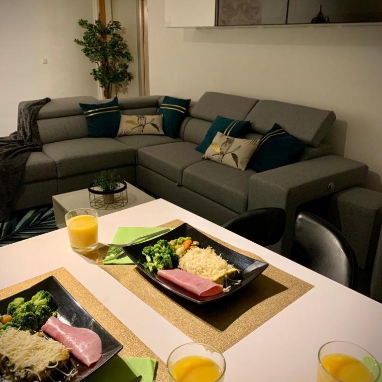 Grand appartement 2 chambres 5 pers max, vue panoramique avec parking - Appartement 2 Chambres - 2