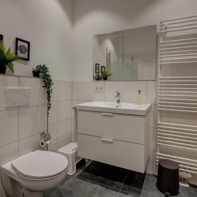 Kaza Guesthouse, centrally located 2 & 3 bedroom Apartments in Augsburg - Apartment mit 2 Schlafzimmern - 12