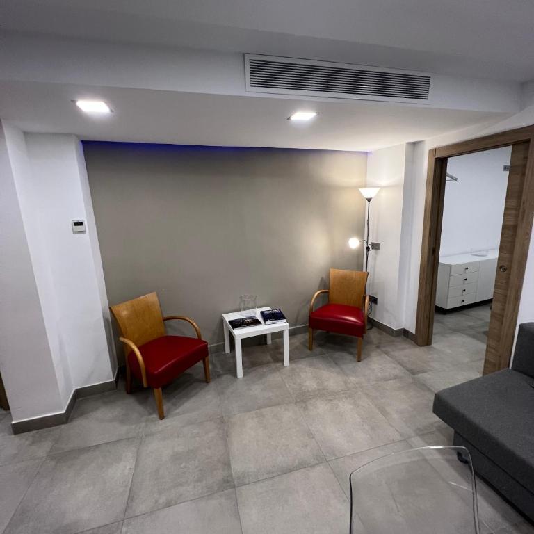 FAMILY CATEDRAL CENTRO - Three-Bedroom Apartment - 10