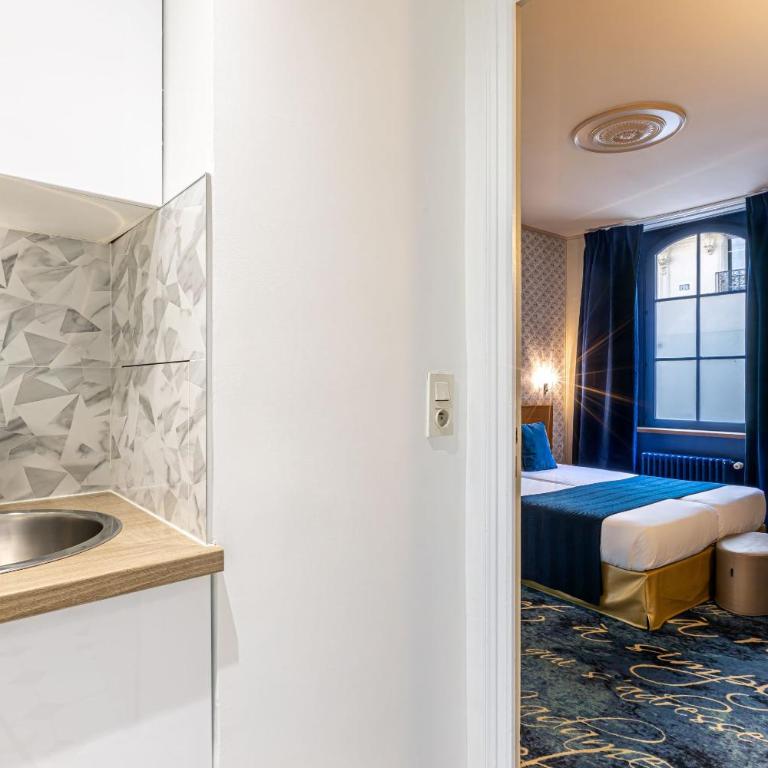 Hotel Romance Malesherbes by Patrick Hayat - Chambre Rostand avec Kitchenette - 7