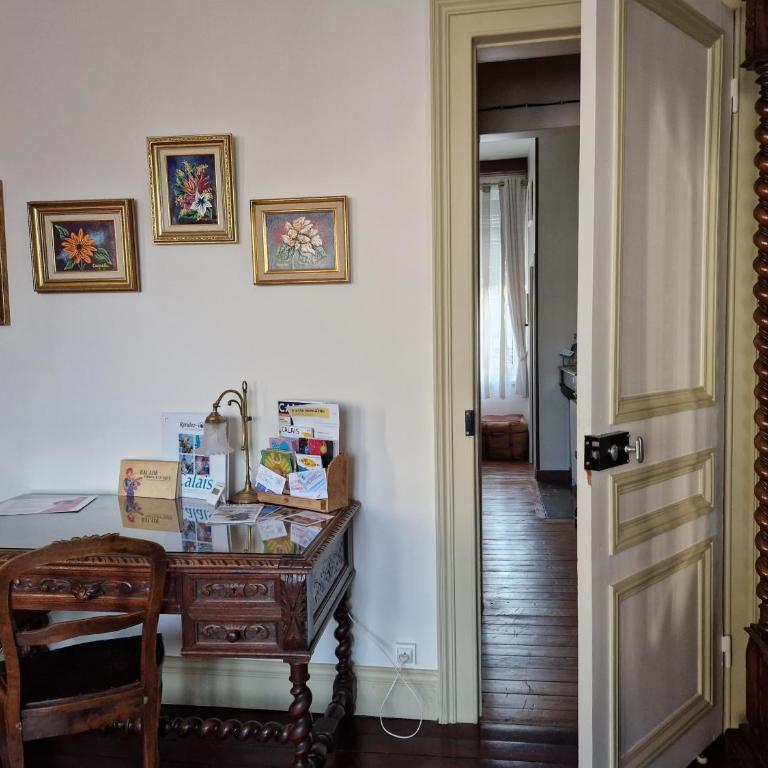 B & B Les Secrets des Loges - Chambre Double avec Salle de Bains Privative - 13