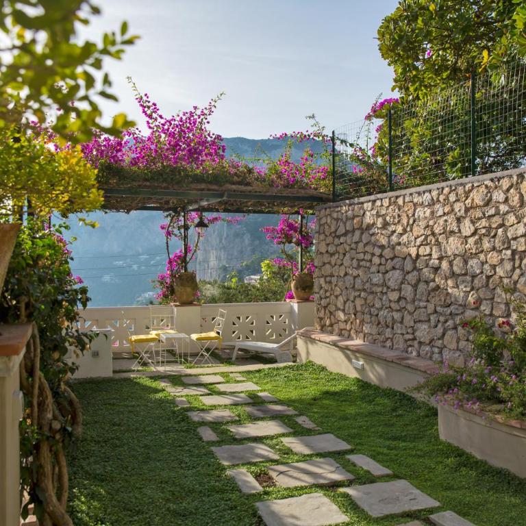 Villa Mariuccia Capri - Appartamento con 3 Camere da Letto, Terrazza e Vista Mare - su 2 Livelli - 5