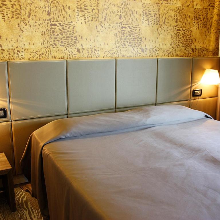 Hotel Aurora - Camera Matrimoniale Luxury - 1