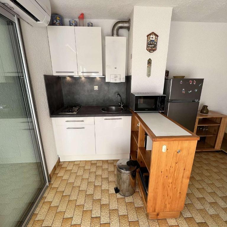 Appartement T2 avec Jardin, Climatisation, Parking, et Proche Commerces (Animaux Acceptés) - FR-1-702-43 - Appartamento - 8