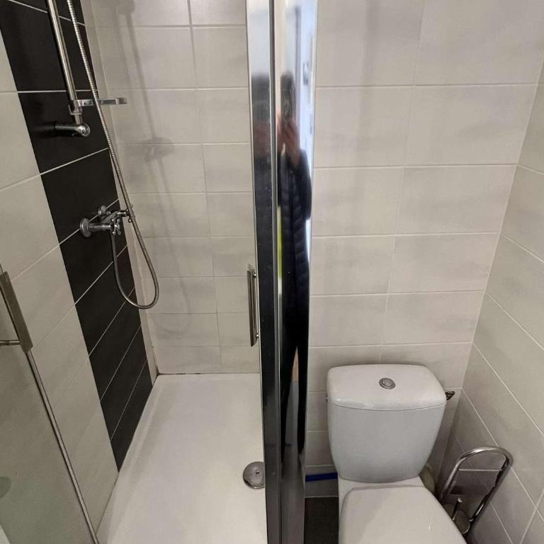 Appartement T2 avec Jardin, Climatisation, Parking, et Proche Commerces (Animaux Acceptés) - FR-1-702-43 - Appartamento - 11