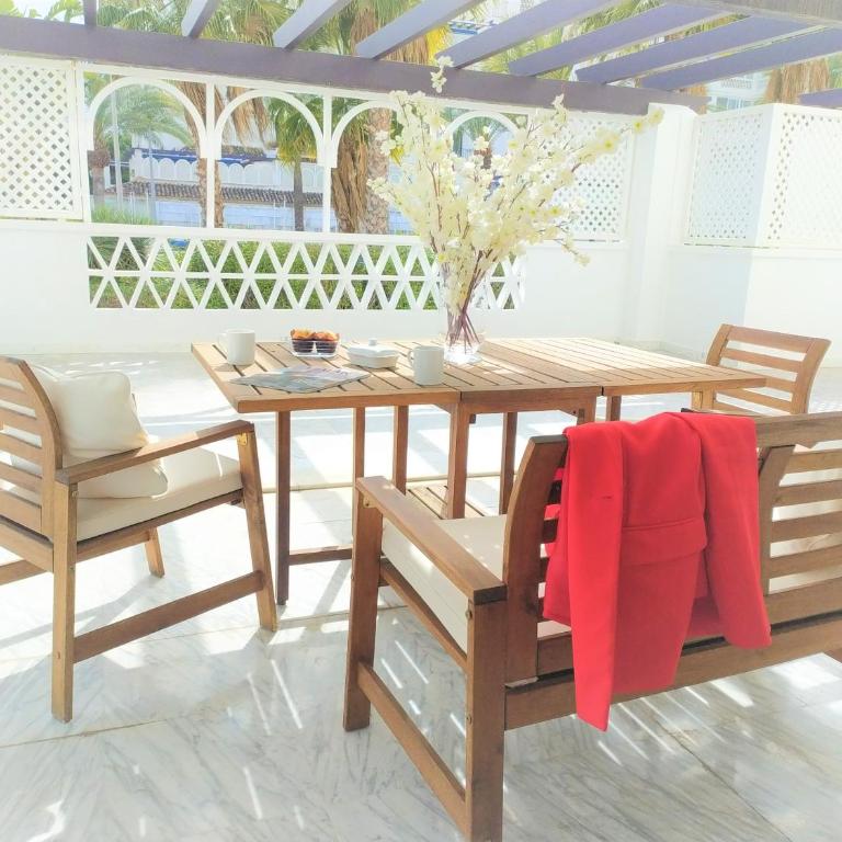 PUERTO BANUS MARBELLA PLAYAS DEL DUQUE - Apartamento de 2 dormitorios - 1