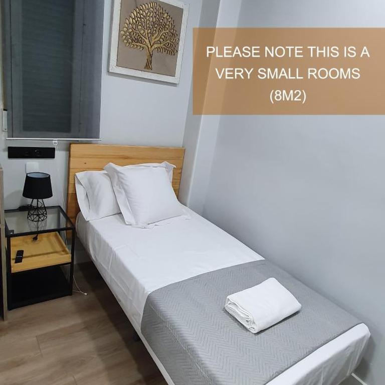 CH Lemon Rooms by HEBEROOMS - Small Single Room - 2
