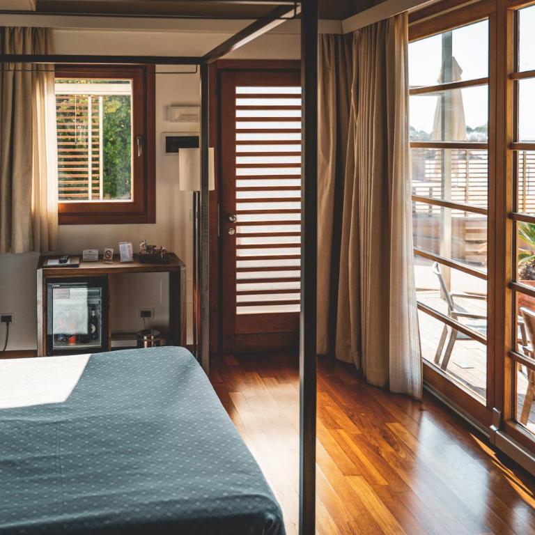 Tre Merli Beach Hotel - Junior Suite con Vista Mare - 12
