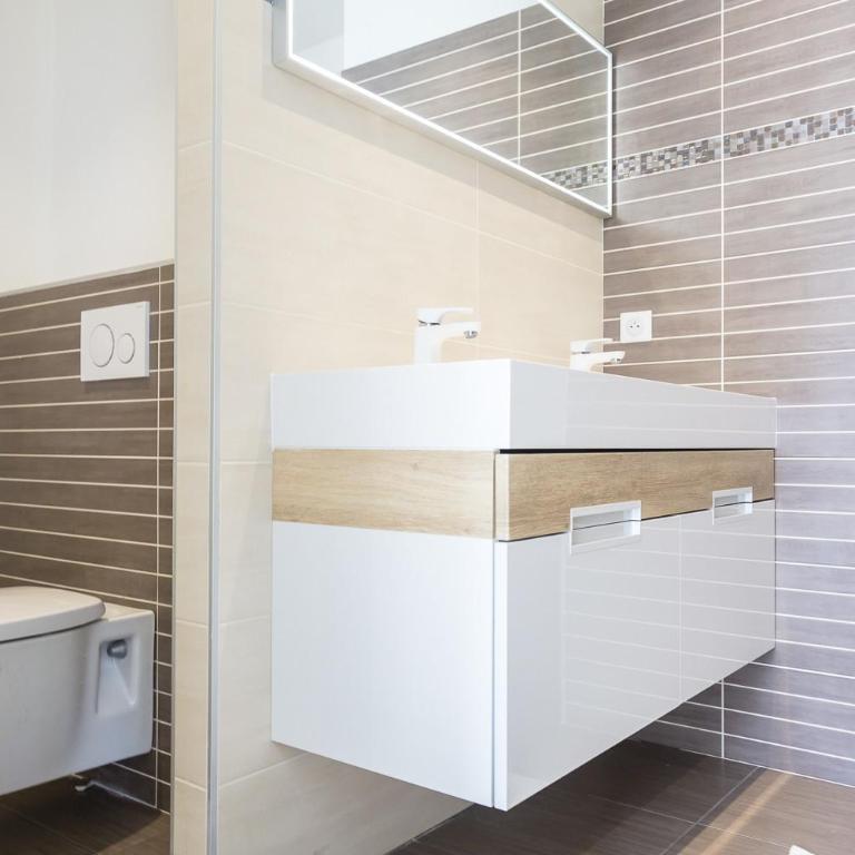 Seafront Apartment with Large Terrace - Appartement 3 Chambres - 13