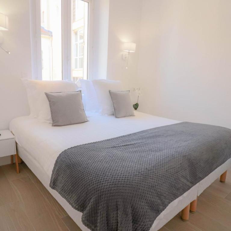 NAPOLEON Luxurious renovated apartment 1min from Palais - Appartement 3 Chambres - 15