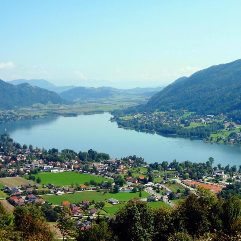 ROBERTO Haus KMB Seeappartement am Ossiacher See, Hallenbad, Skiarena Gerlitzen - Apartment mit 2 Schlafzimmern und Balkon - 31