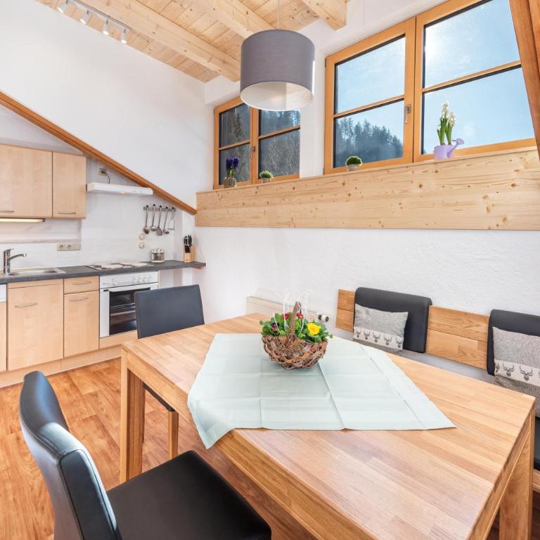 Ferienwohnungen Hörburger - Apartment - 16