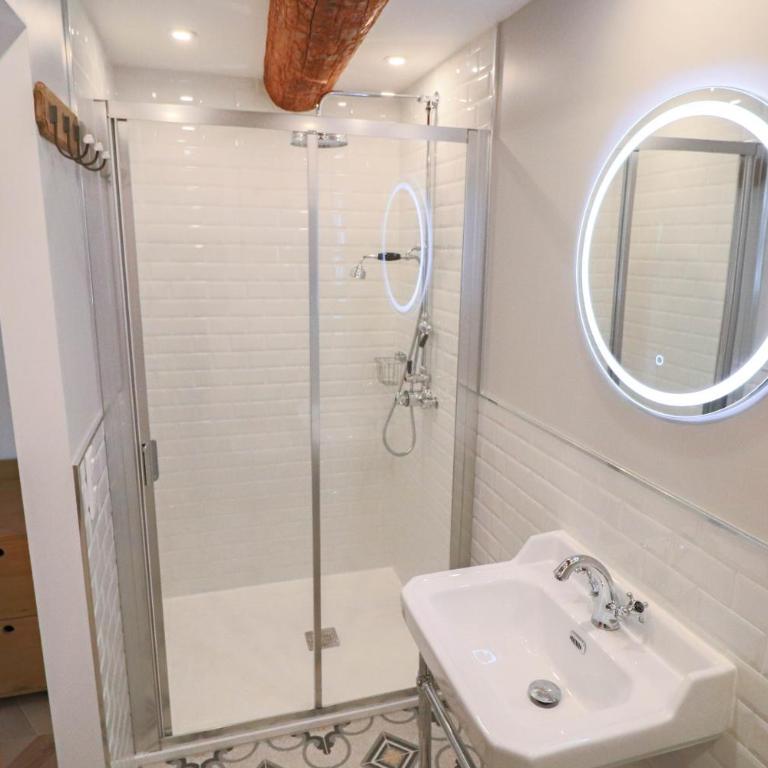Luxurious & calm flat in heart of Old Antibes - Appartement 1 Chambre - 15