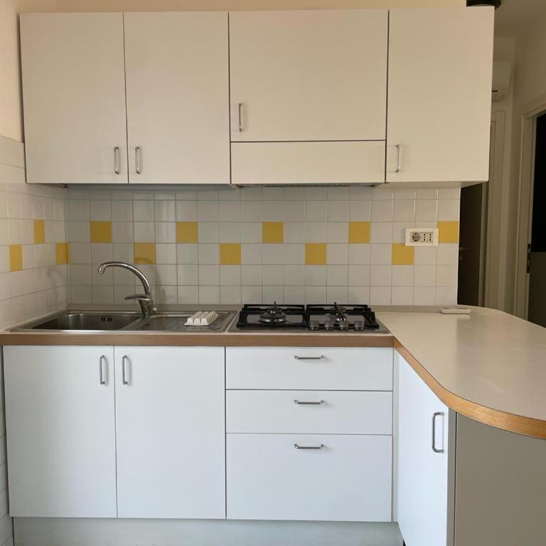 RESIDENCE ZETA - WALTERIGATO Apartments SOLO PER FAMIGLIE - Appartamento con 2 Camere da Letto - 12