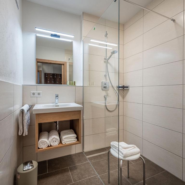 AlpenParks Residence Glemmrise Viehhofen - Superior Apartment mit 2 Schlafzimmern und Balkon - 2