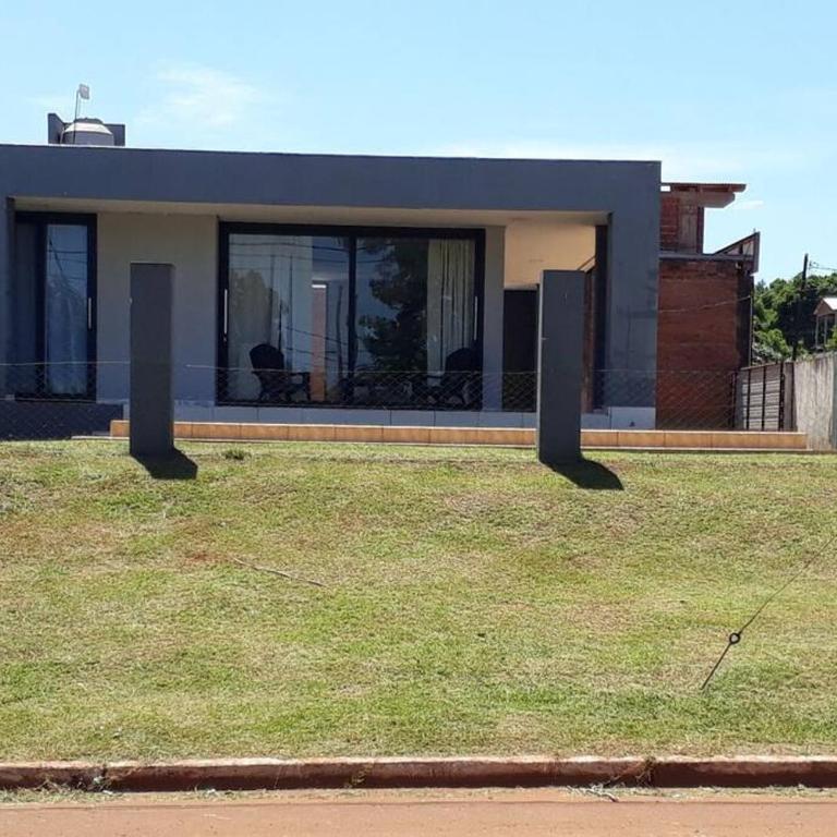 Casa moderna estilo minimalista muy luminosa - Two-Bedroom Villa - 1