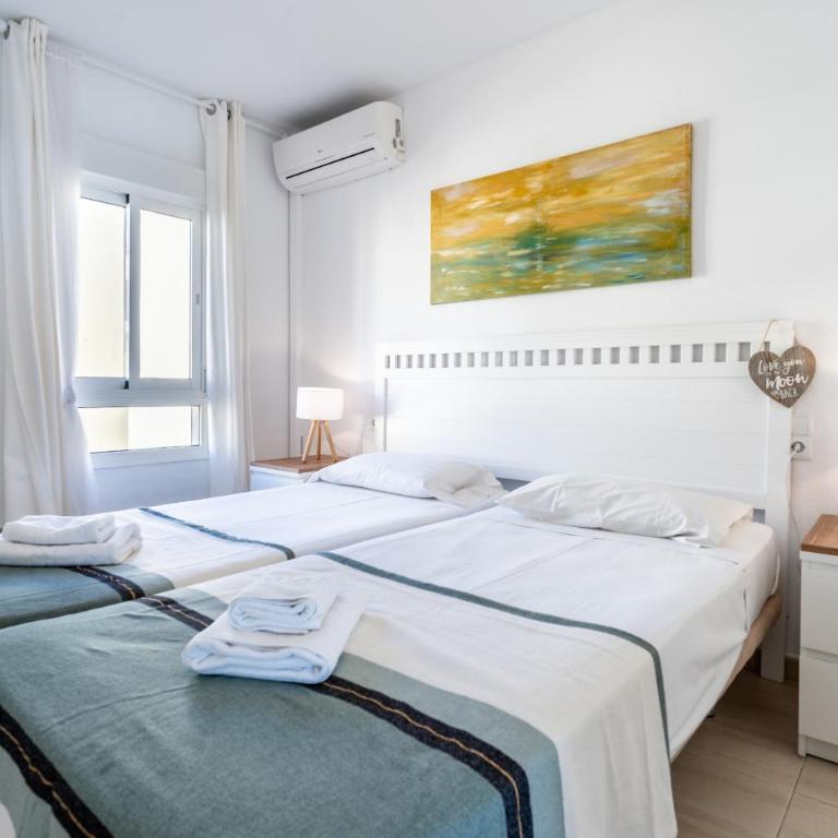 Dona Lola Patricia - Spacious 3 bedroom top floor apartment with uninterrupted sea views - Only a few meters to Calahonda beach - Costa del Sol - CS188 - Apartamento de 3 dormitorios - 20