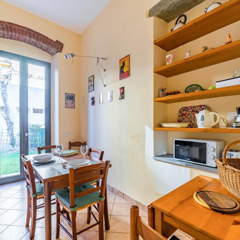GuestHost - Florence Quiet Apartment with Private Garden - Appartamento con 2 Camere da Letto - 9