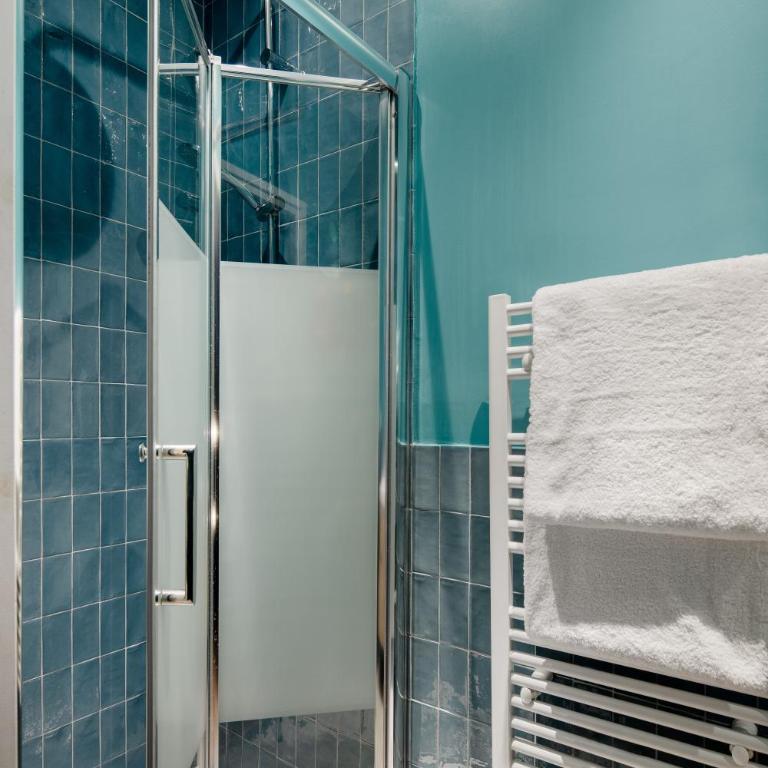 Edgar Suites Martyrs - Loft - Appartement 3 Chambres - 8