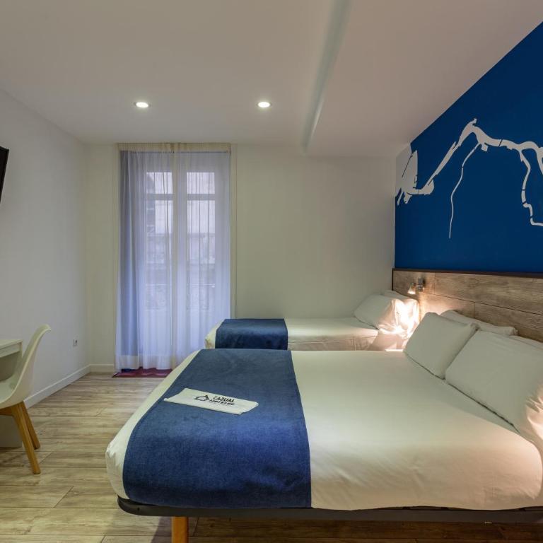 Casual Blue Bilbao - Family Room - 8