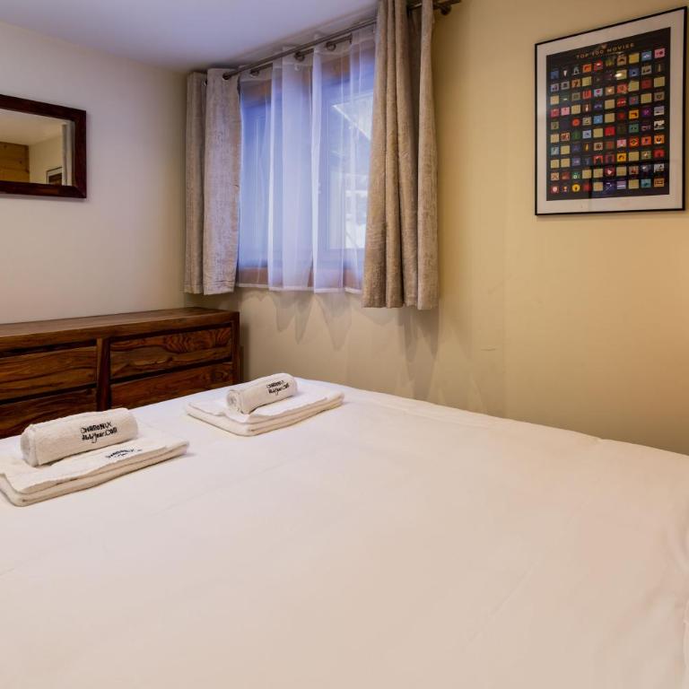 Chalet des Favrands - Three-Bedroom Chalet - 20