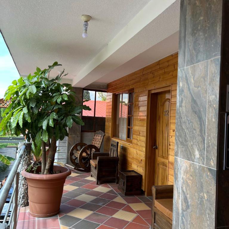 Hostal Alpachaca - New Quito Airport - Habitación Triple - 4