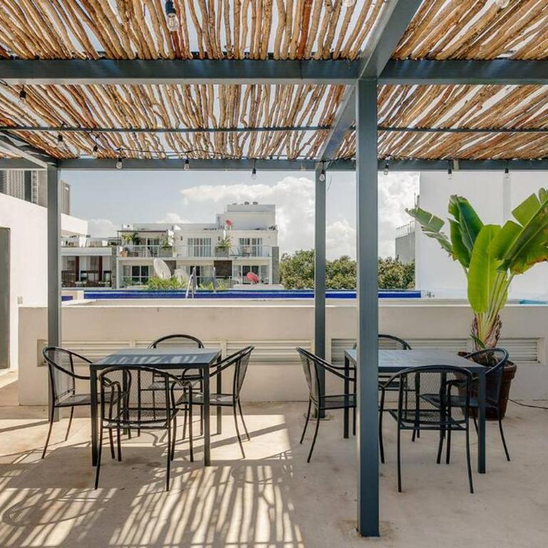 Danzamar 1B with Pool & Rooftop near Mamitas beach - One-Bedroom Apartment - 8