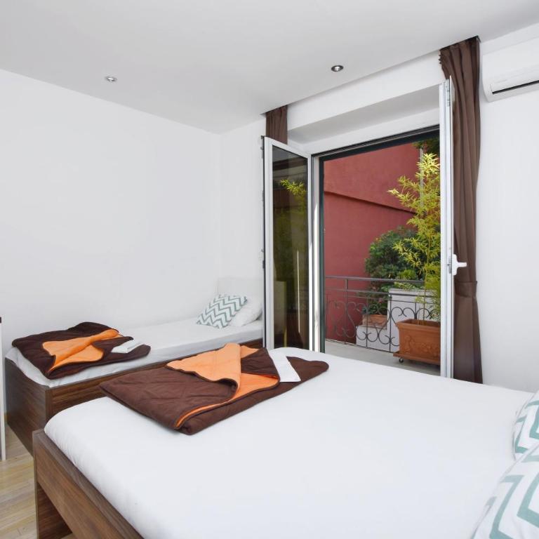 Apartments Ivanovic - Trokrevetna Soba - 11