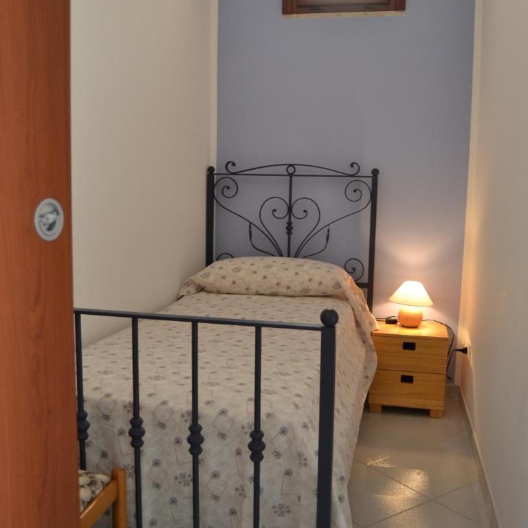 MADACHI APPARTAMENTI - Appartamento con 2 Camere da Letto - 4
