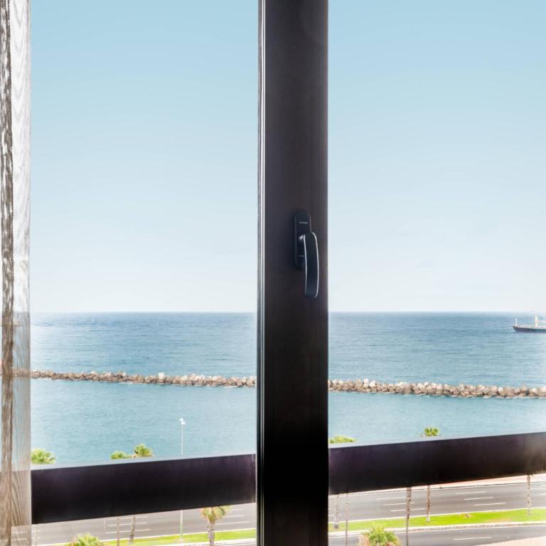 AC Hotel Iberia Las Palmas by Marriott - Suite Junior - 4