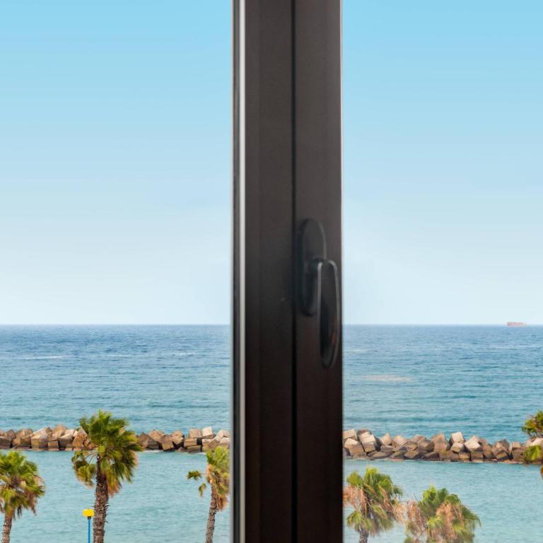 AC Hotel Iberia Las Palmas by Marriott - Suite Junior - 5