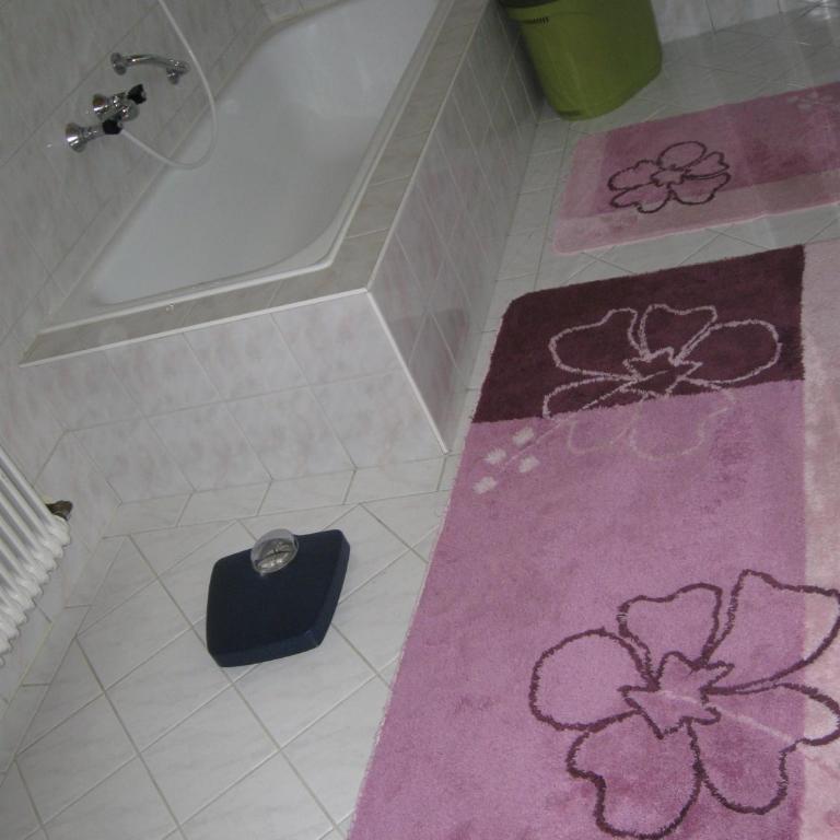 Haus Steinlechner - Doppelzimmer mit Gemeinschafts-WC - 3