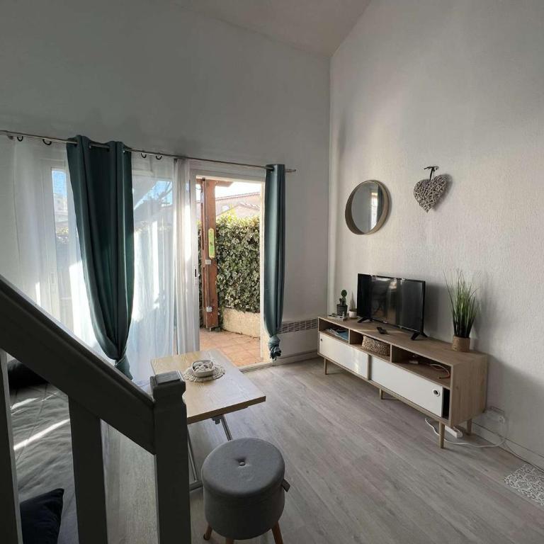Pavillon T3 mezzanine proche plage - FR-1-702-31 - Appartement - 5