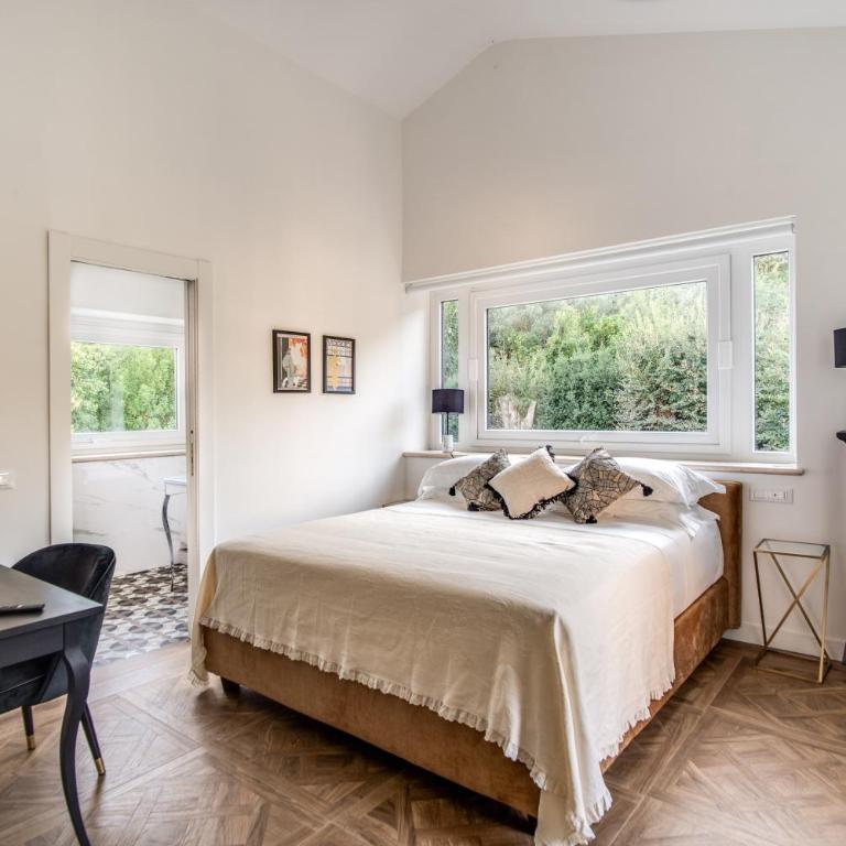 Vigna Caio Relais & Spa - Double King Room with Terrace - 8
